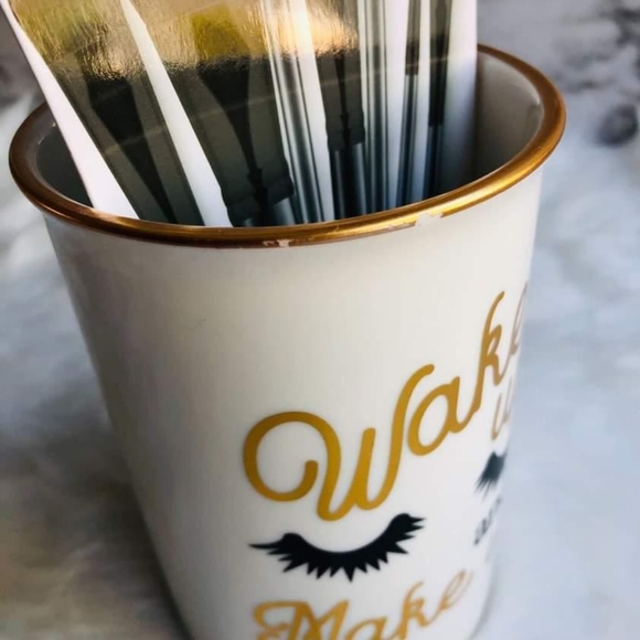 Makeup Brush Holder Wake Up And Make Up - Picture 5 of 9